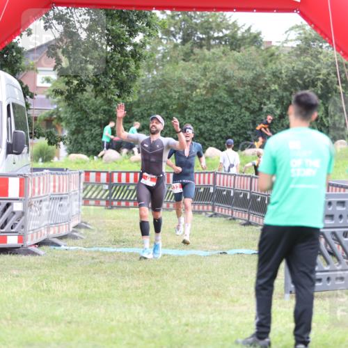 21.06.2026 - 29. Vierlanden-Triathlon Andreas Tolksdorf http://msf.ph/oto/9889118 21.06.2026 12:19:34 Ziel 9, 132, 9, 132 meine-sportfotos.de