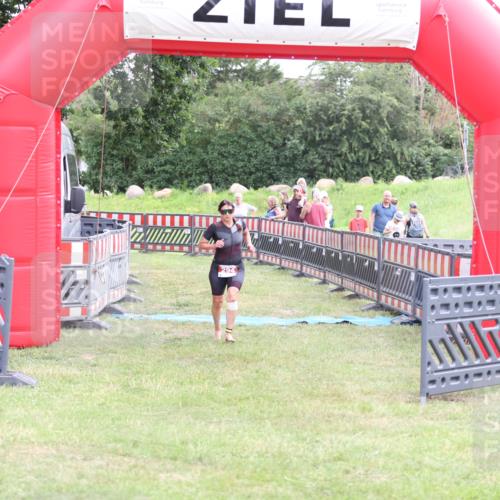 21.06.2026 - 29. Vierlanden-Triathlon Andreas Tolksdorf http://msf.ph/oto/9889146 21.06.2026 12:22:28 Ziel 294, 294 meine-sportfotos.de