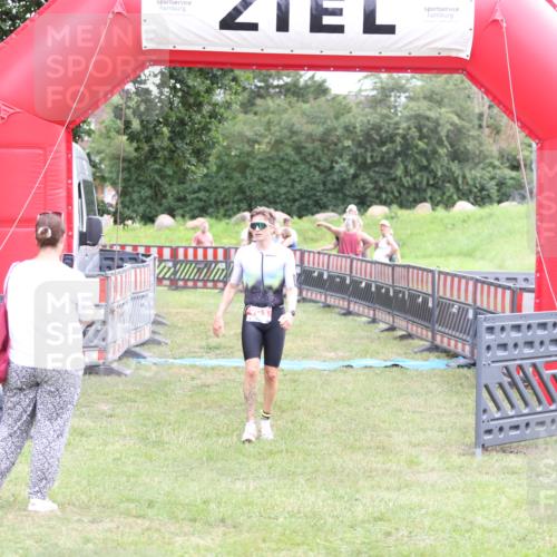21.06.2026 - 29. Vierlanden-Triathlon Andreas Tolksdorf http://msf.ph/oto/9889168 21.06.2026 12:23:01 Ziel 193, 193 meine-sportfotos.de