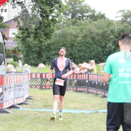 21.06.2026 - 29. Vierlanden-Triathlon Andreas Tolksdorf http://msf.ph/oto/9889284 21.06.2026 12:28:50 Ziel 129, 129 meine-sportfotos.de