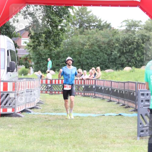21.06.2026 - 29. Vierlanden-Triathlon Andreas Tolksdorf http://msf.ph/oto/9889291 21.06.2026 12:29:04 Ziel 31, 36, 31, 36 meine-sportfotos.de