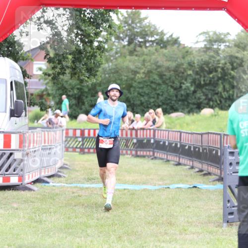 21.06.2026 - 29. Vierlanden-Triathlon Andreas Tolksdorf http://msf.ph/oto/9889294 21.06.2026 12:29:05 Ziel 31, 32, 36, 31, 32, 36 meine-sportfotos.de