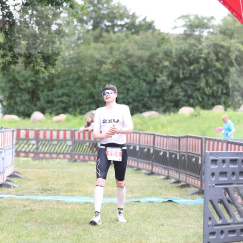 21.06.2026 - 29. Vierlanden-Triathlon Andreas Tolksdorf http://msf.ph/oto/9889355 21.06.2026 12:30:59 Ziel 164, 164 meine-sportfotos.de