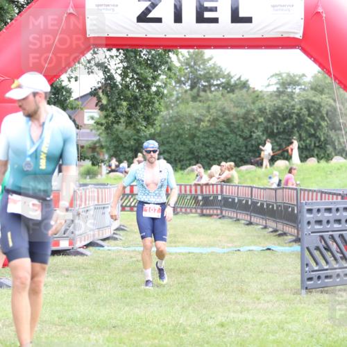 21.06.2026 - 29. Vierlanden-Triathlon Andreas Tolksdorf http://msf.ph/oto/9889426 21.06.2026 12:36:06 Ziel 107, 107 meine-sportfotos.de