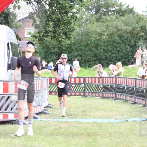 21.06.2026 - 29. Vierlanden-Triathlon Andreas Tolksdorf http://msf.ph/oto/9889467 21.06.2026 12:36:50 Ziel 63, 148, 63, 148 meine-sportfotos.de