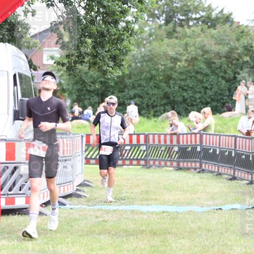 21.06.2026 - 29. Vierlanden-Triathlon Andreas Tolksdorf http://msf.ph/oto/9889468 21.06.2026 12:36:50 Ziel 63, 148, 63, 148 meine-sportfotos.de