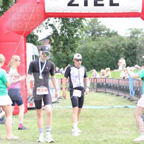 21.06.2026 - 29. Vierlanden-Triathlon Andreas Tolksdorf http://msf.ph/oto/9889475 21.06.2026 12:36:55 Ziel 148, 148 meine-sportfotos.de