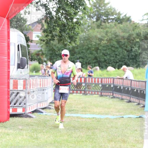 21.06.2026 - 29. Vierlanden-Triathlon Andreas Tolksdorf http://msf.ph/oto/9889551 21.06.2026 12:39:24 Ziel 16, 202, 16, 202 meine-sportfotos.de
