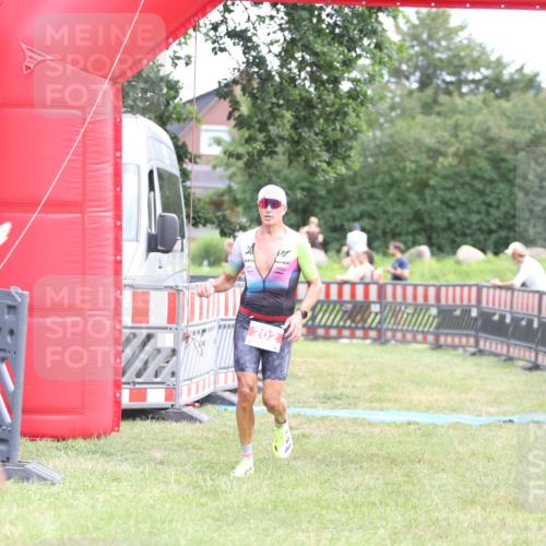 21.06.2026 - 29. Vierlanden-Triathlon Andreas Tolksdorf http://msf.ph/oto/9889558 21.06.2026 12:39:25 Ziel 16, 202, 16, 202 meine-sportfotos.de