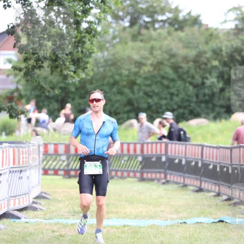 21.06.2026 - 29. Vierlanden-Triathlon Andreas Tolksdorf http://msf.ph/oto/9889760 21.06.2026 12:47:36 Ziel 653, 653 meine-sportfotos.de