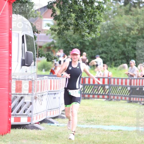 21.06.2026 - 29. Vierlanden-Triathlon Andreas Tolksdorf http://msf.ph/oto/9889773 21.06.2026 12:47:58 Ziel 197, 906, 197, 906 meine-sportfotos.de