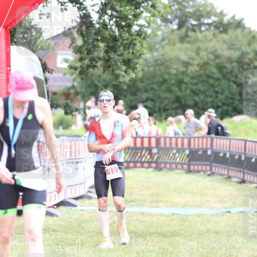 21.06.2026 - 29. Vierlanden-Triathlon Andreas Tolksdorf http://msf.ph/oto/9889788 21.06.2026 12:48:06 Ziel 197, 197 meine-sportfotos.de