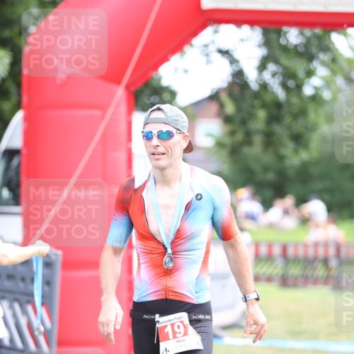 21.06.2026 - 29. Vierlanden-Triathlon Andreas Tolksdorf http://msf.ph/oto/9889793 21.06.2026 12:48:19 Ziel 13, 13 meine-sportfotos.de