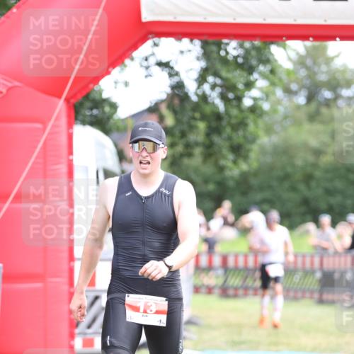 21.06.2026 - 29. Vierlanden-Triathlon Andreas Tolksdorf http://msf.ph/oto/9889812 21.06.2026 12:48:29 Ziel 13, 119, 13, 119 meine-sportfotos.de