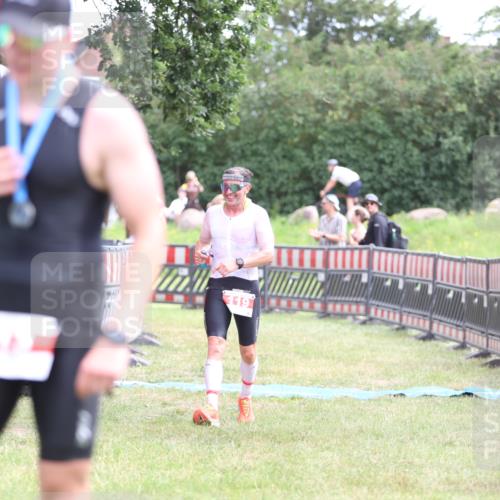 21.06.2026 - 29. Vierlanden-Triathlon Andreas Tolksdorf http://msf.ph/oto/9889824 21.06.2026 12:48:33 Ziel 119, 119 meine-sportfotos.de