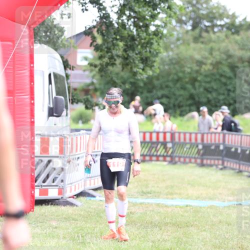 21.06.2026 - 29. Vierlanden-Triathlon Andreas Tolksdorf http://msf.ph/oto/9889828 21.06.2026 12:48:35 Ziel 119, 119 meine-sportfotos.de