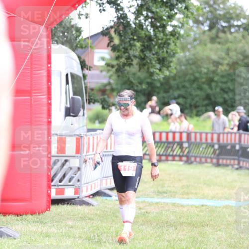 21.06.2026 - 29. Vierlanden-Triathlon Andreas Tolksdorf http://msf.ph/oto/9889832 21.06.2026 12:48:35 Ziel 119, 119 meine-sportfotos.de