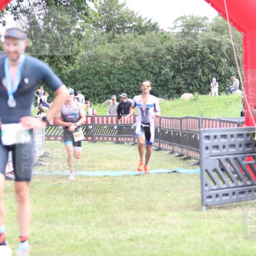21.06.2026 - 29. Vierlanden-Triathlon Andreas Tolksdorf http://msf.ph/oto/9889863 21.06.2026 12:49:16 Ziel 79, 175, 920, 79, 175, 920 meine-sportfotos.de