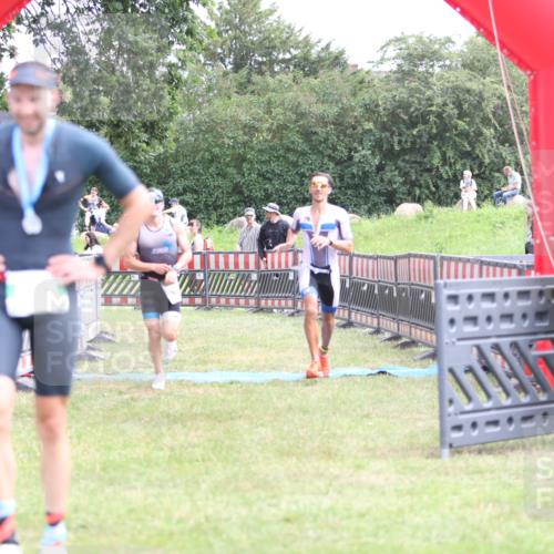 21.06.2026 - 29. Vierlanden-Triathlon Andreas Tolksdorf http://msf.ph/oto/9889864 21.06.2026 12:49:16 Ziel 79, 175, 920, 79, 175, 920 meine-sportfotos.de