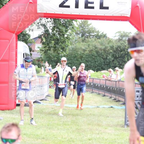 21.06.2026 - 29. Vierlanden-Triathlon Andreas Tolksdorf http://msf.ph/oto/9889935 21.06.2026 12:50:43 Ziel 84, 122, 910, 924, 942, 943, 955, 975, 84, 122, 910, 924, 942, 943, 955, 975 meine-sportfotos.de
