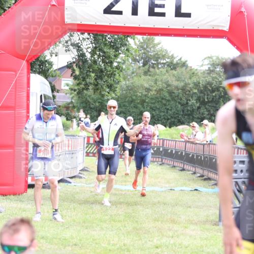 21.06.2026 - 29. Vierlanden-Triathlon Andreas Tolksdorf http://msf.ph/oto/9889936 21.06.2026 12:50:43 Ziel 84, 122, 910, 924, 942, 943, 955, 975, 84, 122, 910, 924, 942, 943, 955, 975 meine-sportfotos.de