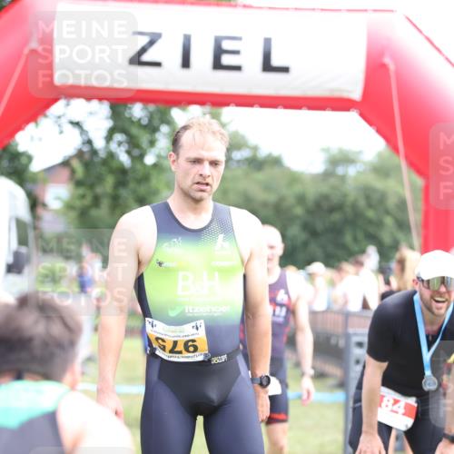 21.06.2026 - 29. Vierlanden-Triathlon Andreas Tolksdorf http://msf.ph/oto/9889962 21.06.2026 12:51:04 Ziel 145, 231, 909, 926, 964, 145, 231, 909, 926, 964 meine-sportfotos.de