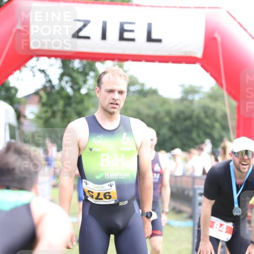 21.06.2026 - 29. Vierlanden-Triathlon Andreas Tolksdorf http://msf.ph/oto/9889963 21.06.2026 12:51:04 Ziel 145, 231, 909, 926, 964, 145, 231, 909, 926, 964 meine-sportfotos.de