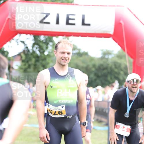 21.06.2026 - 29. Vierlanden-Triathlon Andreas Tolksdorf http://msf.ph/oto/9889966 21.06.2026 12:51:04 Ziel 145, 231, 909, 926, 964, 145, 231, 909, 926, 964 meine-sportfotos.de