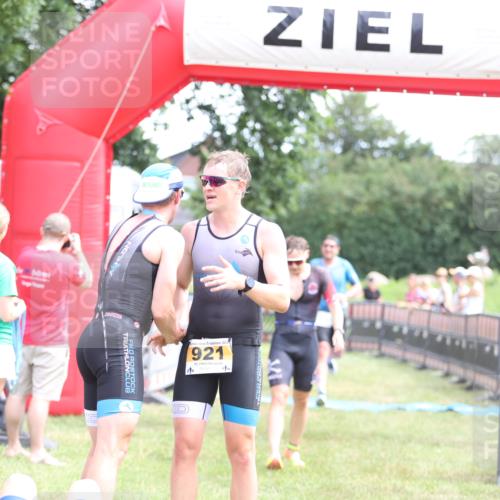 21.06.2026 - 29. Vierlanden-Triathlon Andreas Tolksdorf http://msf.ph/oto/9889992 21.06.2026 12:52:00 Ziel 677, 941, 954, 959, 981, 677, 941, 954, 959, 981 meine-sportfotos.de