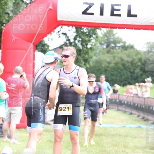 21.06.2026 - 29. Vierlanden-Triathlon Andreas Tolksdorf http://msf.ph/oto/9889993 21.06.2026 12:52:00 Ziel 677, 941, 954, 959, 981, 677, 941, 954, 959, 981 meine-sportfotos.de