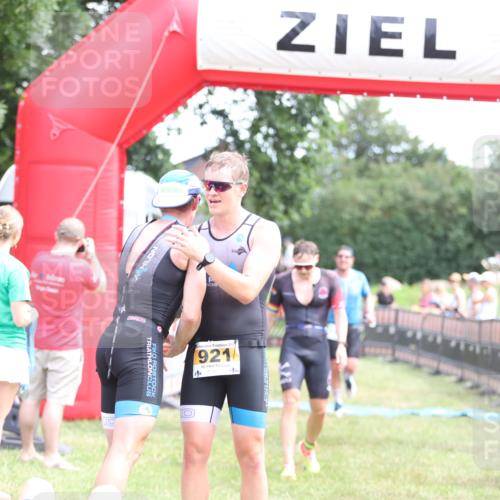 21.06.2026 - 29. Vierlanden-Triathlon Andreas Tolksdorf http://msf.ph/oto/9889995 21.06.2026 12:52:00 Ziel 677, 941, 954, 959, 981, 677, 941, 954, 959, 981 meine-sportfotos.de
