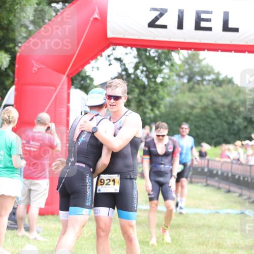 21.06.2026 - 29. Vierlanden-Triathlon Andreas Tolksdorf http://msf.ph/oto/9889998 21.06.2026 12:52:00 Ziel 677, 941, 954, 959, 981, 677, 941, 954, 959, 981 meine-sportfotos.de
