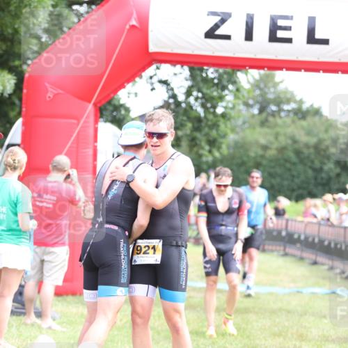 21.06.2026 - 29. Vierlanden-Triathlon Andreas Tolksdorf http://msf.ph/oto/9889999 21.06.2026 12:52:00 Ziel 677, 941, 954, 959, 981, 677, 941, 954, 959, 981 meine-sportfotos.de