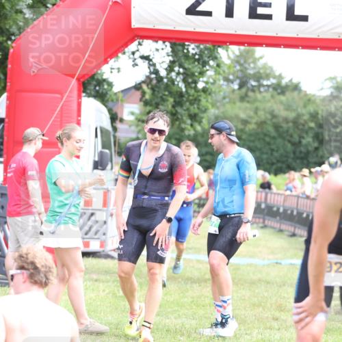 21.06.2026 - 29. Vierlanden-Triathlon Andreas Tolksdorf http://msf.ph/oto/9890010 21.06.2026 12:52:04 Ziel 677, 923, 954, 959, 963, 981, 677, 923, 954, 959, 963, 981 meine-sportfotos.de