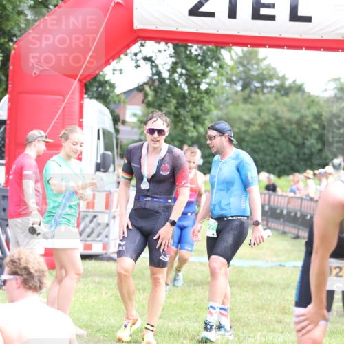 21.06.2026 - 29. Vierlanden-Triathlon Andreas Tolksdorf http://msf.ph/oto/9890013 21.06.2026 12:52:04 Ziel 677, 923, 954, 959, 963, 981, 677, 923, 954, 959, 963, 981 meine-sportfotos.de