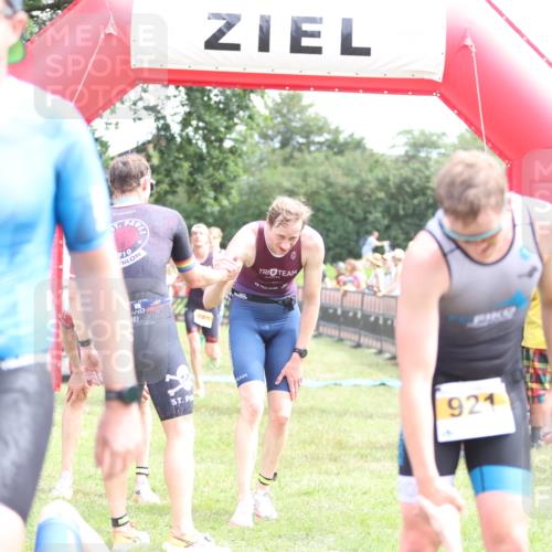 21.06.2026 - 29. Vierlanden-Triathlon Andreas Tolksdorf http://msf.ph/oto/9890026 21.06.2026 12:52:14 Ziel 917, 923, 950, 954, 963, 981, 917, 923, 950, 954, 963, 981 meine-sportfotos.de