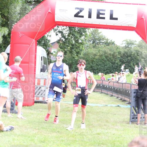 21.06.2026 - 29. Vierlanden-Triathlon Andreas Tolksdorf http://msf.ph/oto/9890066 21.06.2026 12:53:19 Ziel 21, 915, 958, 962, 970, 971, 21, 915, 958, 962, 970, 971 meine-sportfotos.de