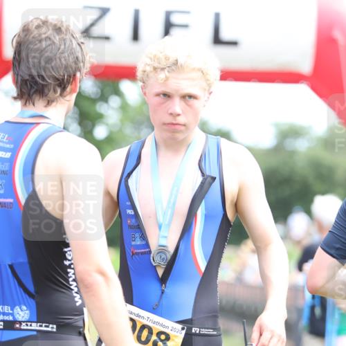 21.06.2026 - 29. Vierlanden-Triathlon Andreas Tolksdorf http://msf.ph/oto/9890140 21.06.2026 12:55:05 Ziel 719, 935, 948, 719, 935, 948 meine-sportfotos.de