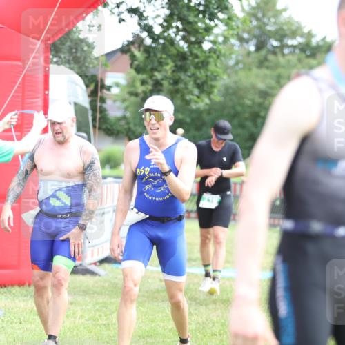 21.06.2026 - 29. Vierlanden-Triathlon Andreas Tolksdorf http://msf.ph/oto/9890142 21.06.2026 12:55:13 Ziel 68, 157, 719, 948, 974, 68, 157, 719, 948, 974 meine-sportfotos.de