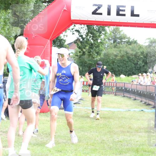 21.06.2026 - 29. Vierlanden-Triathlon Andreas Tolksdorf http://msf.ph/oto/9890146 21.06.2026 12:55:14 Ziel 68, 157, 719, 974, 68, 157, 719, 974 meine-sportfotos.de