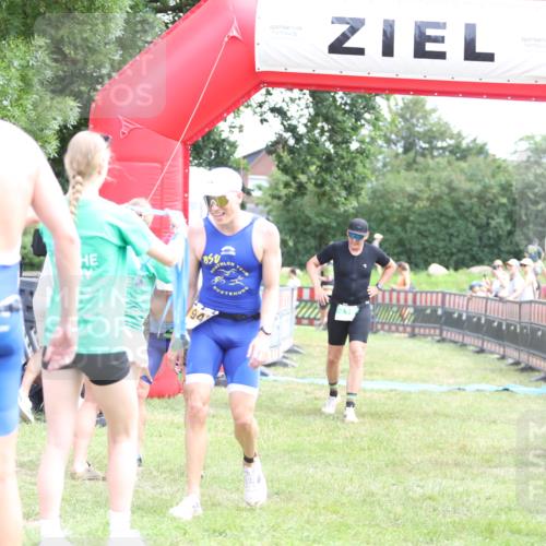 21.06.2026 - 29. Vierlanden-Triathlon Andreas Tolksdorf http://msf.ph/oto/9890147 21.06.2026 12:55:14 Ziel 68, 157, 719, 974, 68, 157, 719, 974 meine-sportfotos.de