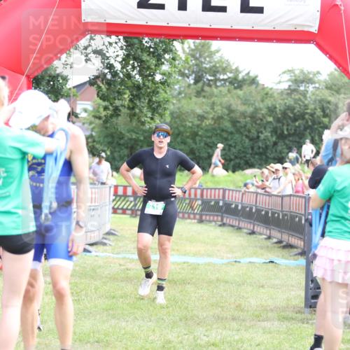 21.06.2026 - 29. Vierlanden-Triathlon Andreas Tolksdorf http://msf.ph/oto/9890151 21.06.2026 12:55:16 Ziel 68, 157, 296, 719, 974, 68, 157, 296, 719, 974 meine-sportfotos.de