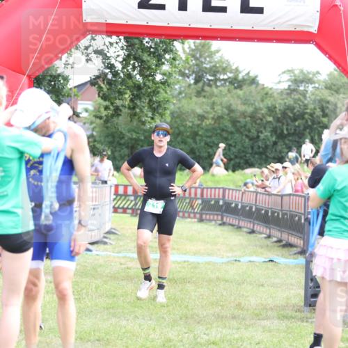 21.06.2026 - 29. Vierlanden-Triathlon Andreas Tolksdorf http://msf.ph/oto/9890152 21.06.2026 12:55:16 Ziel 68, 157, 296, 719, 974, 68, 157, 296, 719, 974 meine-sportfotos.de