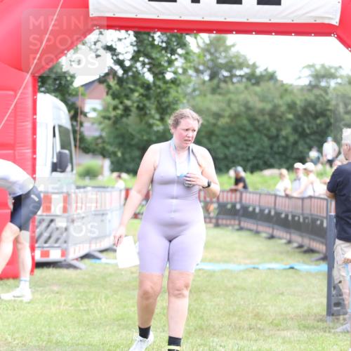 21.06.2026 - 29. Vierlanden-Triathlon Andreas Tolksdorf http://msf.ph/oto/9890170 21.06.2026 12:55:37 Ziel 939, 969, 939, 969 meine-sportfotos.de