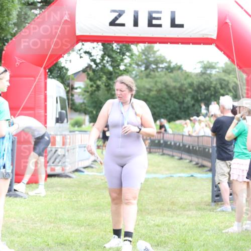21.06.2026 - 29. Vierlanden-Triathlon Andreas Tolksdorf http://msf.ph/oto/9890174 21.06.2026 12:55:40 Ziel 939, 969, 939, 969 meine-sportfotos.de