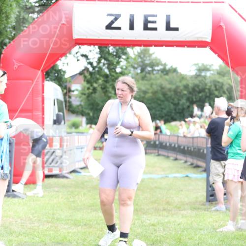 21.06.2026 - 29. Vierlanden-Triathlon Andreas Tolksdorf http://msf.ph/oto/9890178 21.06.2026 12:55:40 Ziel 939, 969, 939, 969 meine-sportfotos.de