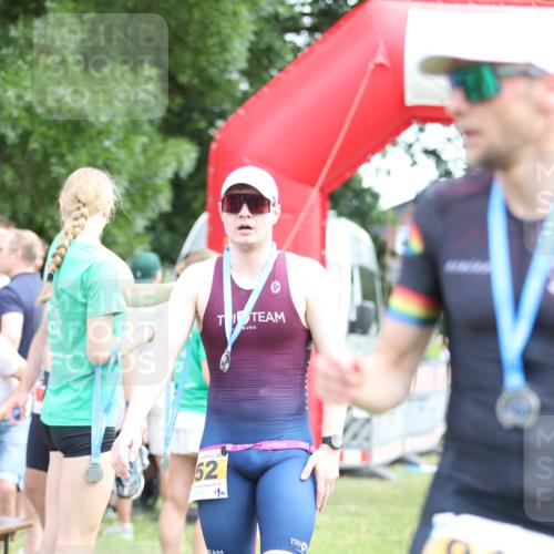 21.06.2026 - 29. Vierlanden-Triathlon Andreas Tolksdorf http://msf.ph/oto/9890234 21.06.2026 12:56:55 Ziel 165, 953, 165, 953 meine-sportfotos.de