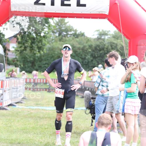 21.06.2026 - 29. Vierlanden-Triathlon Andreas Tolksdorf http://msf.ph/oto/9890245 21.06.2026 12:57:02 Ziel 949, 953, 965, 949, 953, 965 meine-sportfotos.de