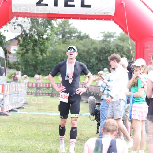 21.06.2026 - 29. Vierlanden-Triathlon Andreas Tolksdorf http://msf.ph/oto/9890247 21.06.2026 12:57:02 Ziel 949, 953, 965, 949, 953, 965 meine-sportfotos.de
