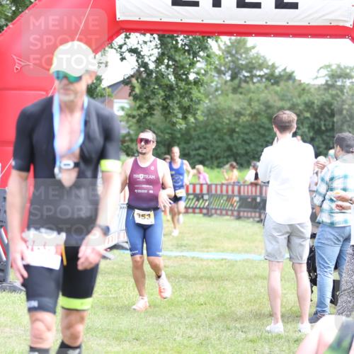 21.06.2026 - 29. Vierlanden-Triathlon Andreas Tolksdorf http://msf.ph/oto/9890251 21.06.2026 12:57:08 Ziel 14, 925, 929, 949, 953, 965, 980, 14, 925, 929, 949, 953, 965, 980 meine-sportfotos.de